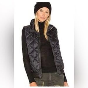 Patagonia Black prow bomber vest